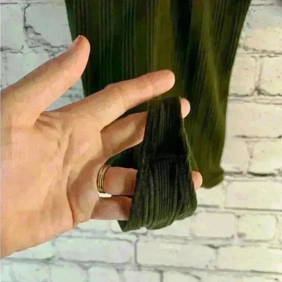 Vitamin A Womens ribbed short sleeve organic forest green bodysuit. Sz XS. NWOT - Picture 5 of 6